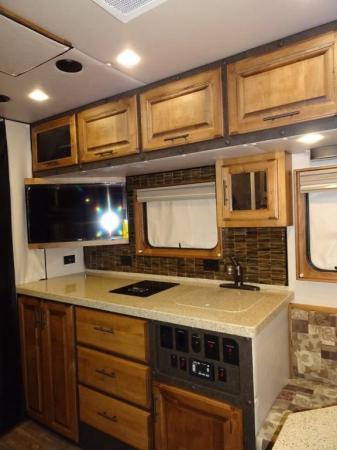 2021 Kenworth Waltron Package Package Camper